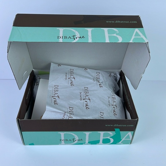 DIBA.True Twin Crest Heel SandaL - Picture 2 of 11